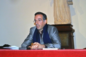 La belle langue des Mathématiques : structure et style dans la science moderne.